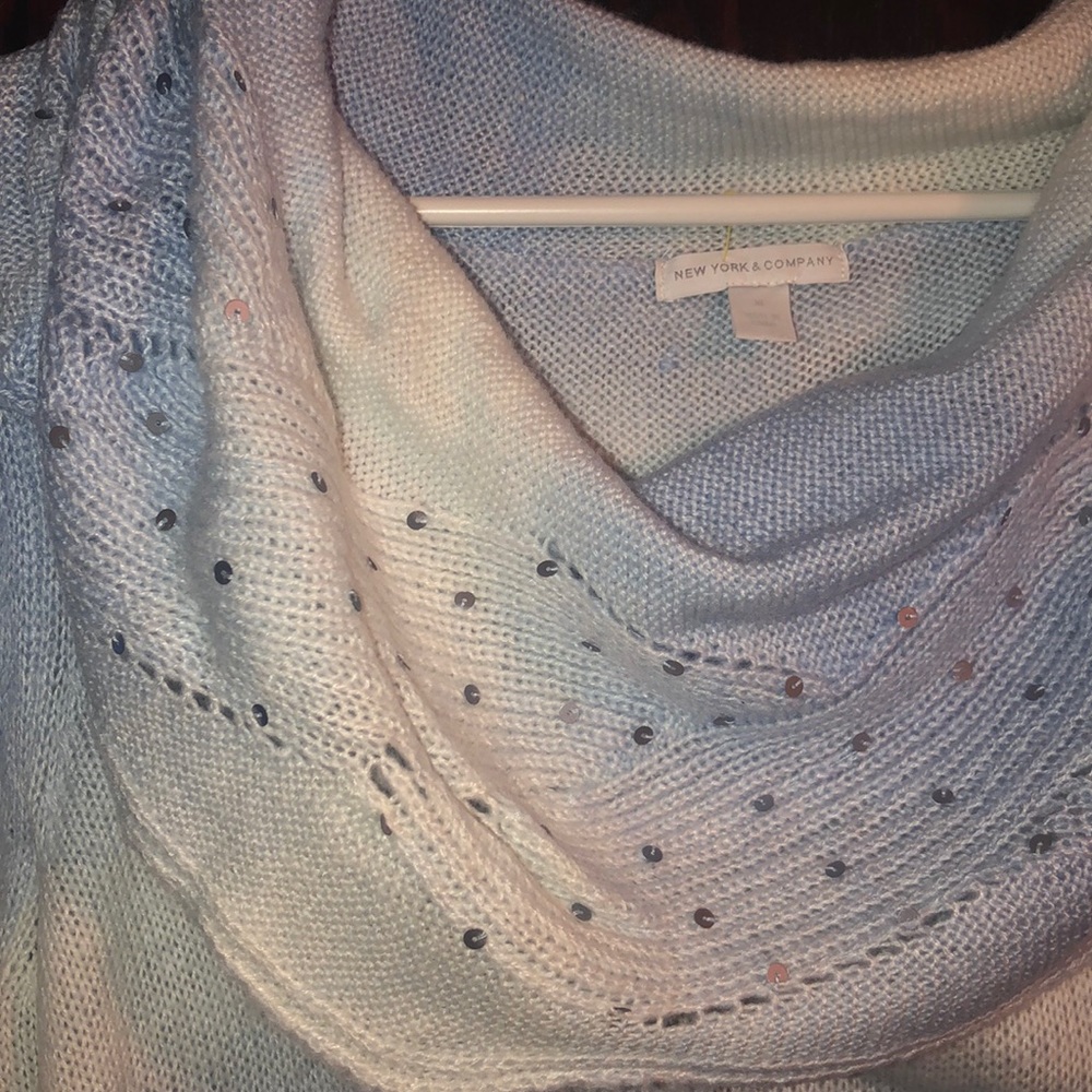 Sweater - Picture 2 of 2